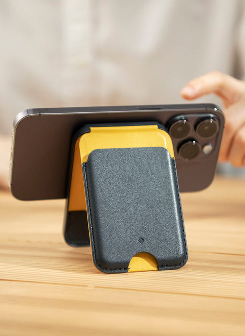 Caseology Magnetic Wallet 3 Cards Holder Nano Pop with Stand