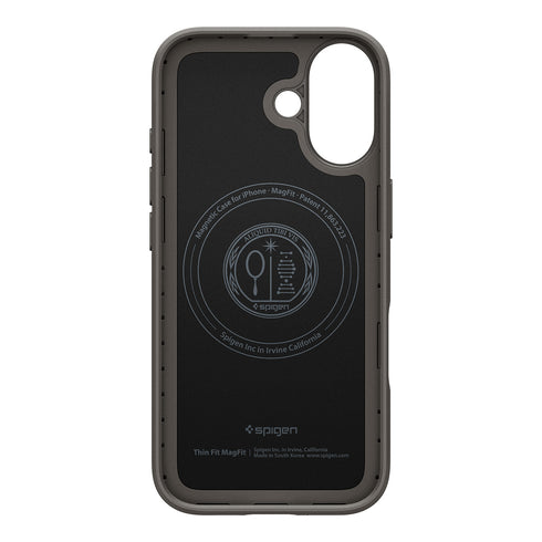 Spigen iPhone 17 Case Thin Fit MAGFIT